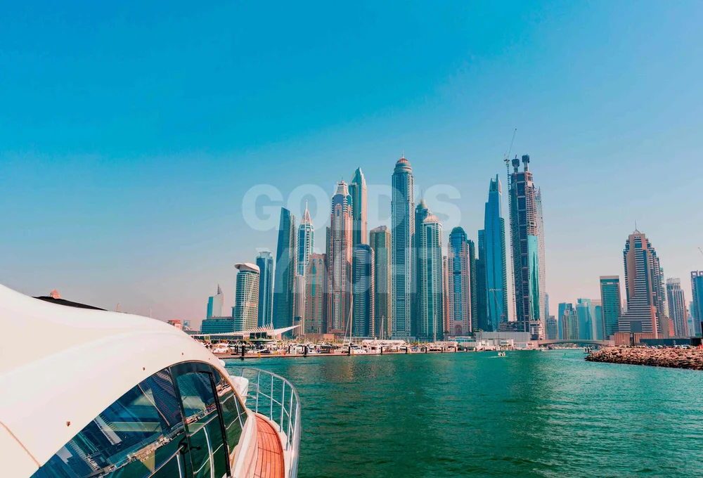 Voyager Elite Cadence 80 Yacht